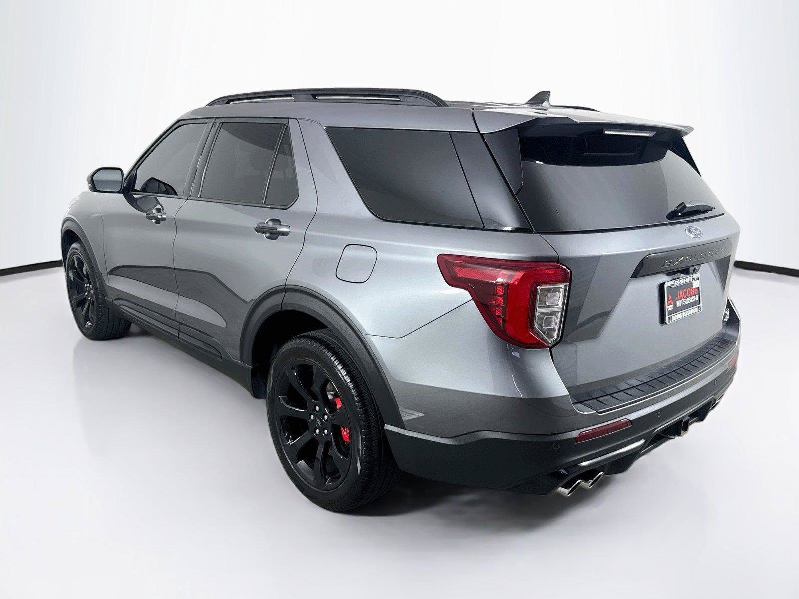 Used 2024 Ford Explorer ST w/ Equipment Group 401A AWD/4WD image 3