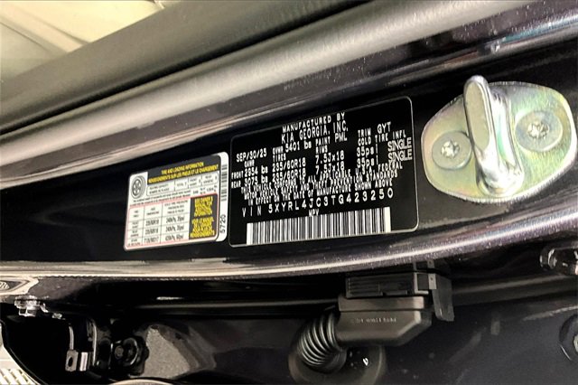 New 2026 Kia Sorento S image 9