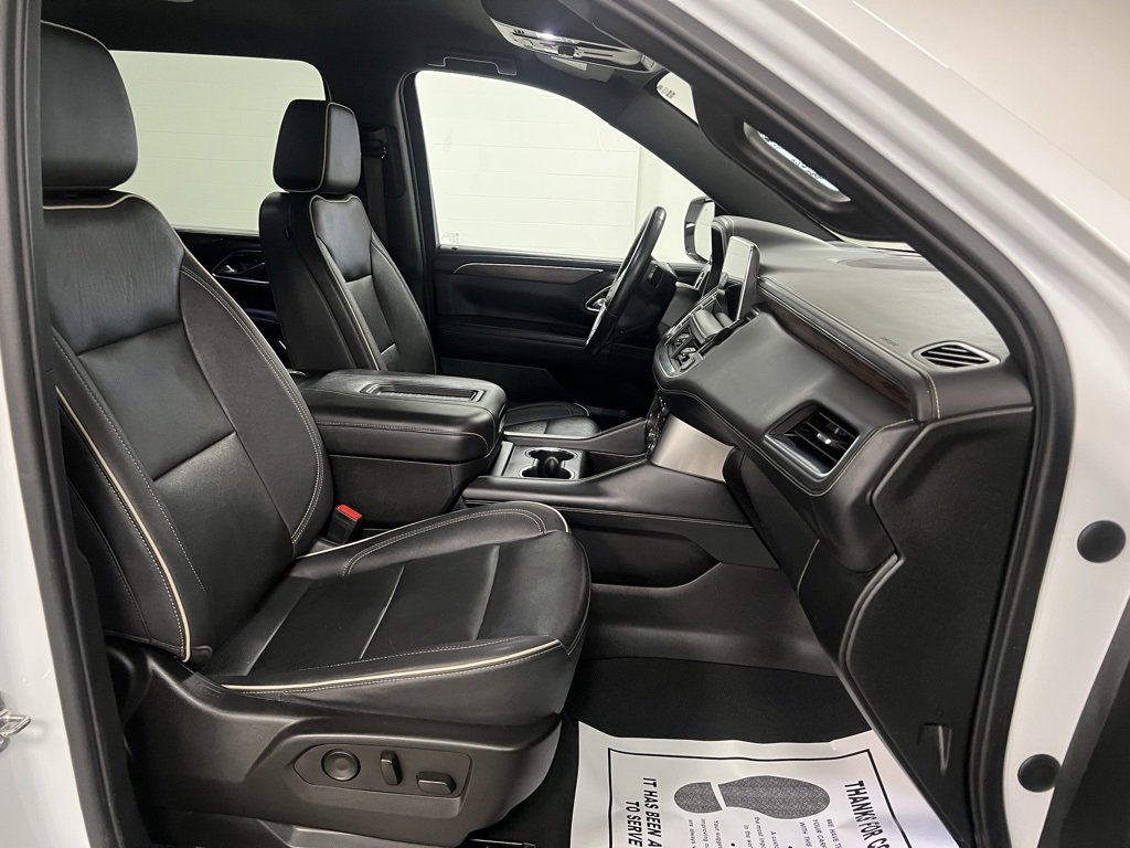 Used 2023 Chevrolet Suburban Premier image 60
