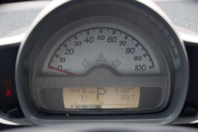 Used 2008 smart fortwo pure RWD image 23
