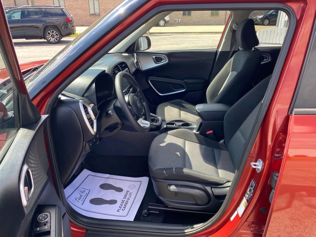 Used 2020 Kia Soul LX image 14