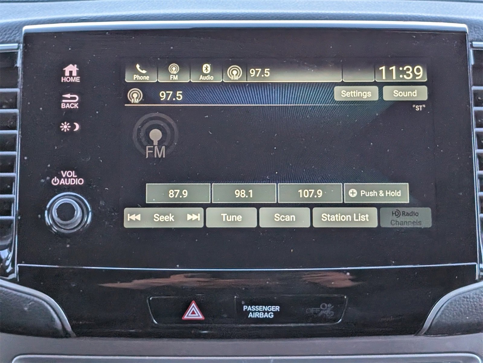 Used 2022 Honda Pilot Sport image 17