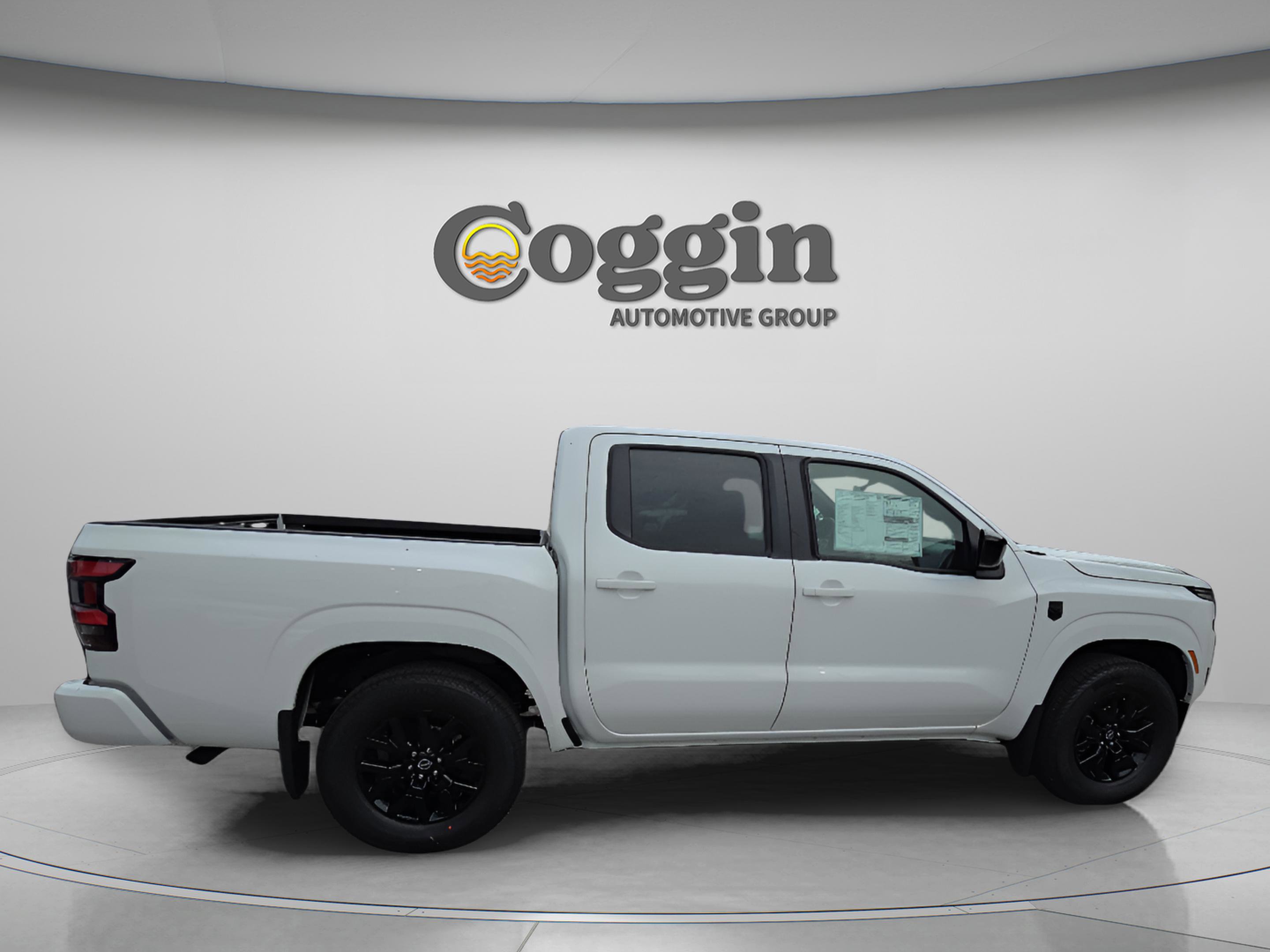 New 2026 Nissan Frontier SV w/ Tow Package RWD image 6