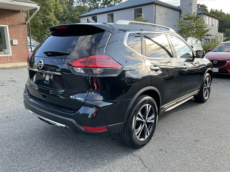 Used 2018 Nissan Rogue SL w/ Premium Package AWD/4WD image 5