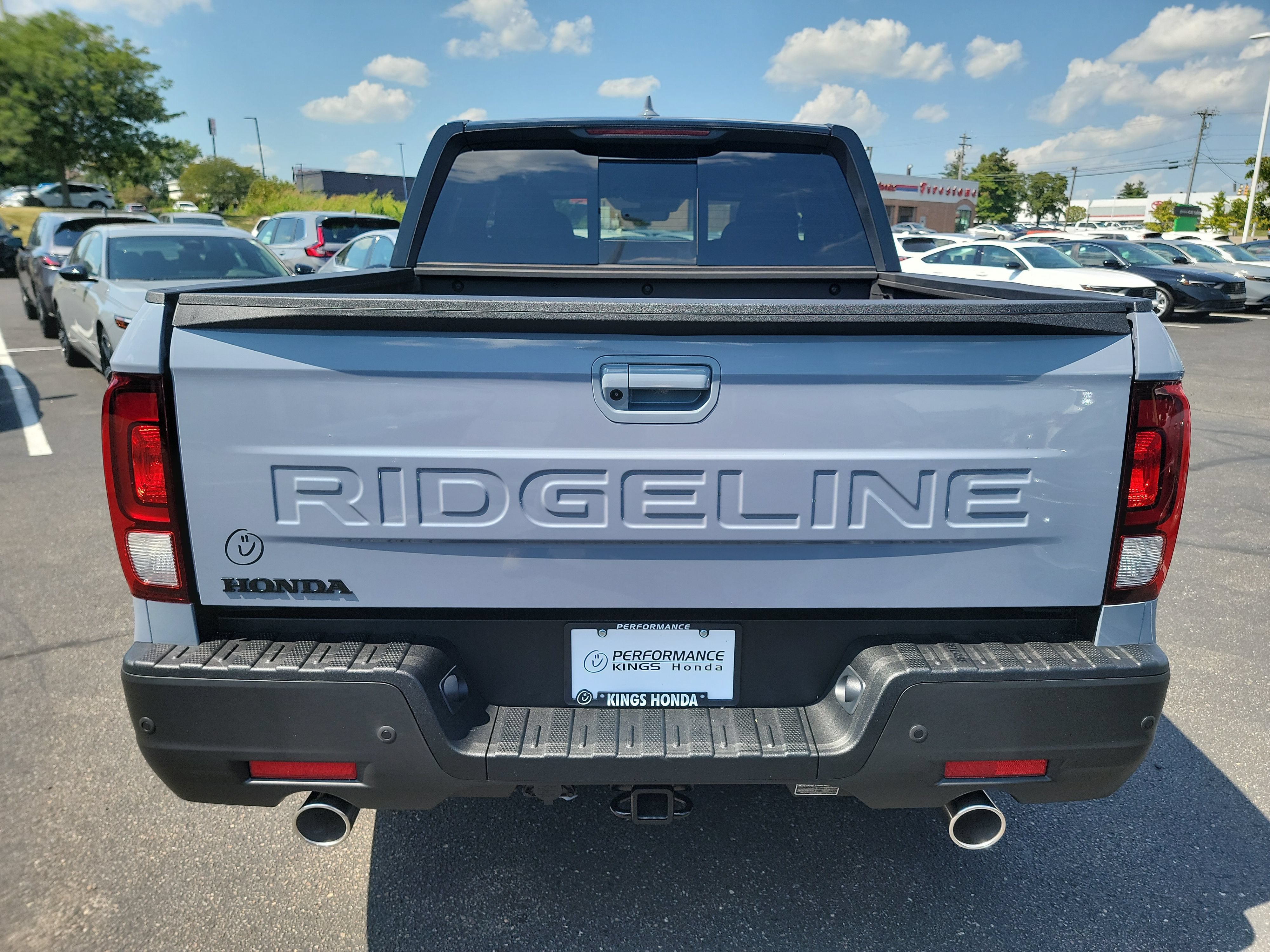 New 2026 Honda Ridgeline Black Edition image 8