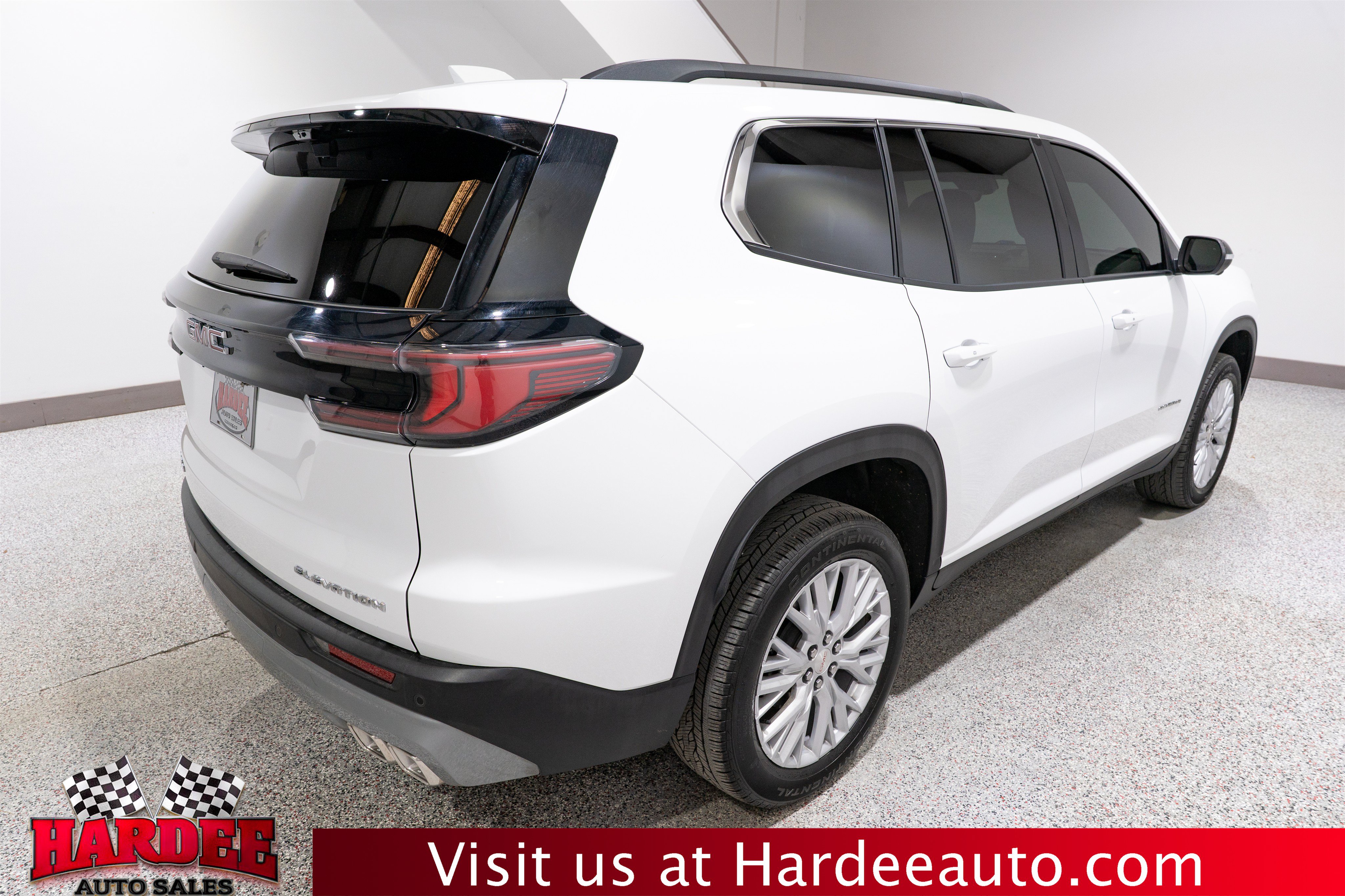 Used 2026 GMC Acadia Elevation w/ Elevation Premium Package FWD image 5