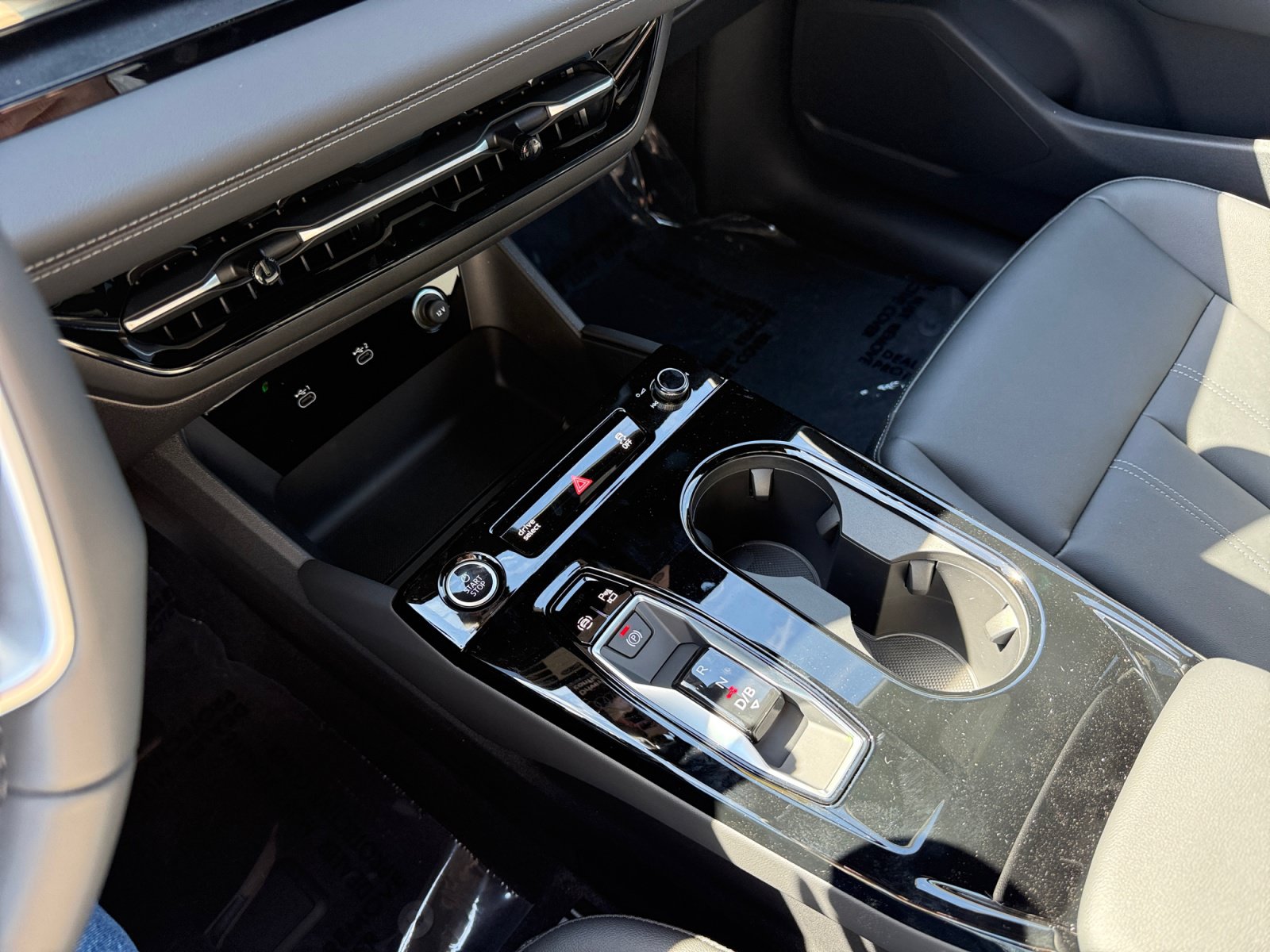 New 2027 Audi Q6 e-tron Premium Plus AWD/4WD image 13