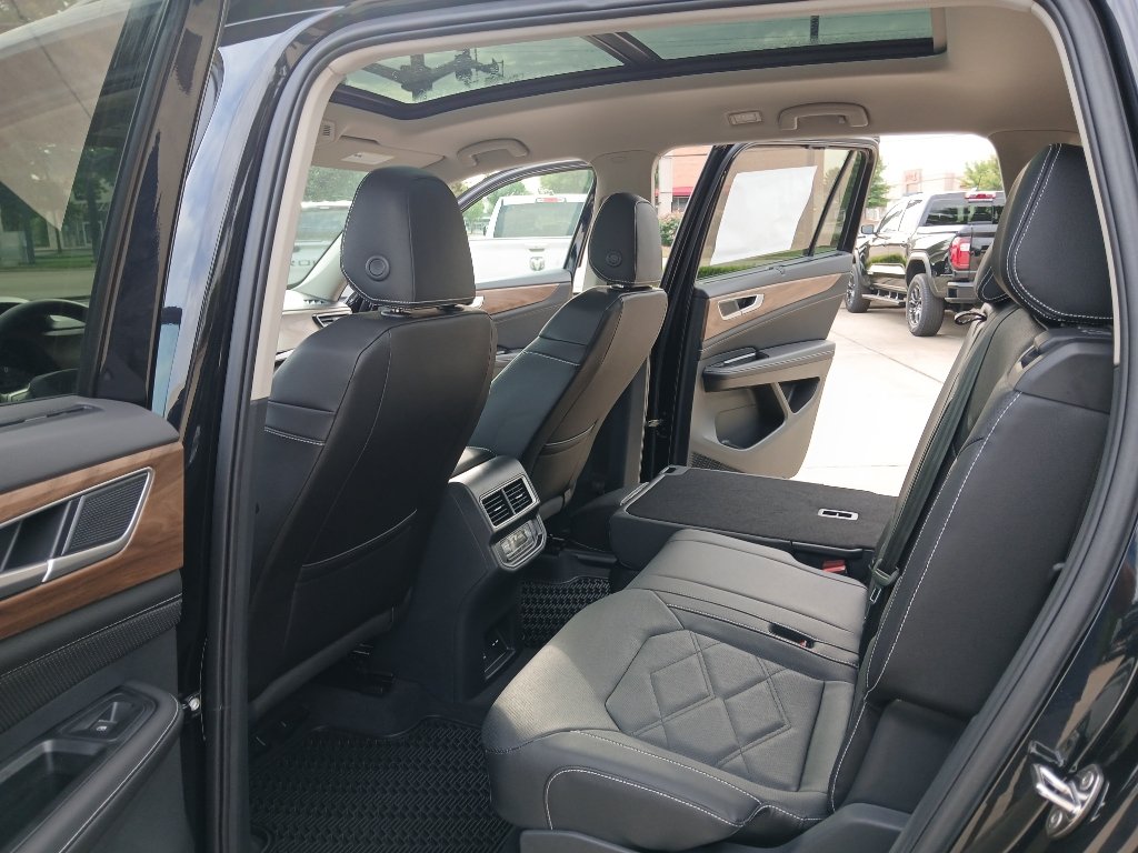 New 2026 Volkswagen Atlas SE FWD image 20