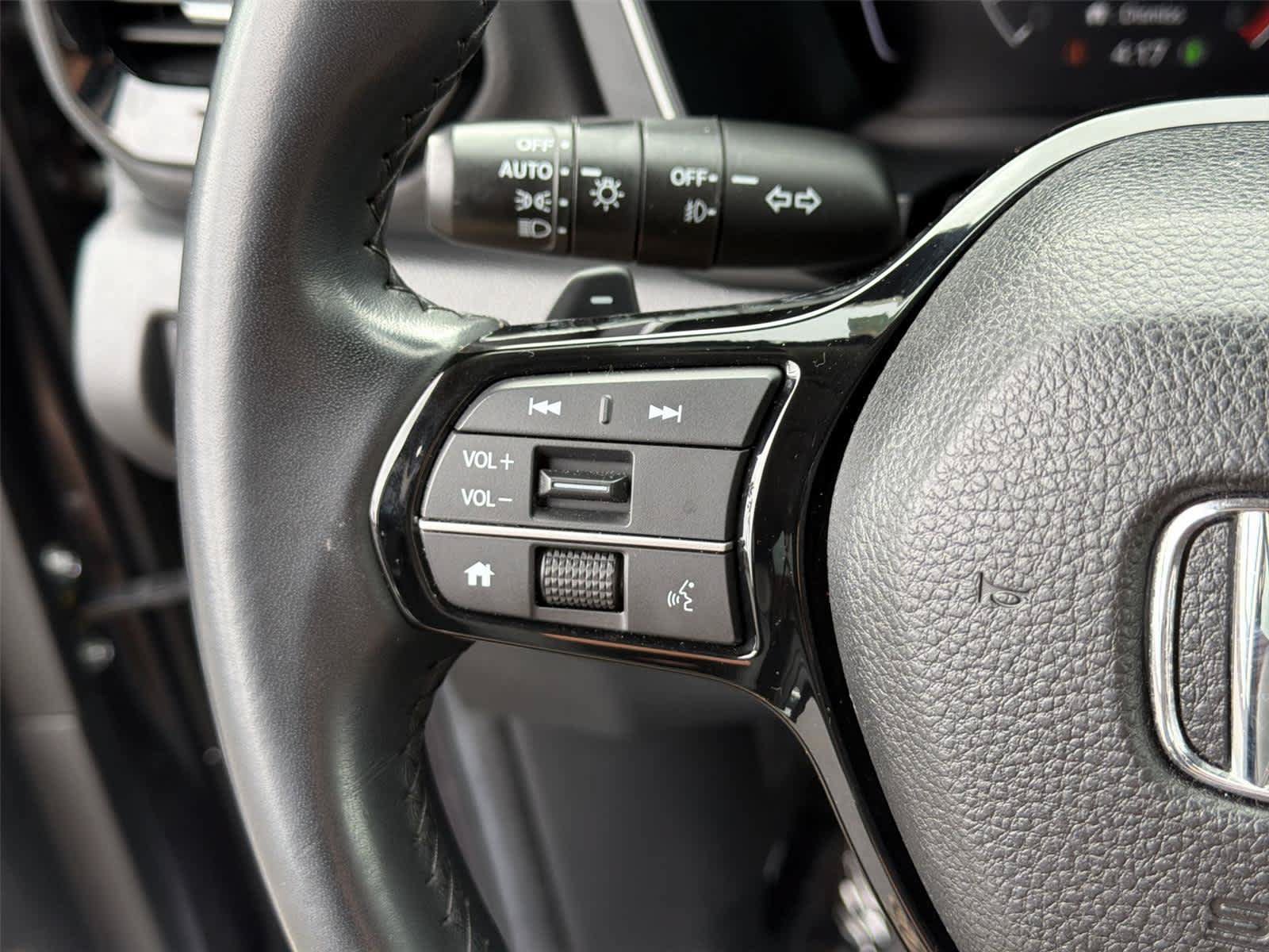 Used 2023 Honda Pilot EX-L image 24