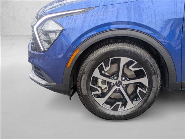 Used 2023 Kia Sportage EX image 29