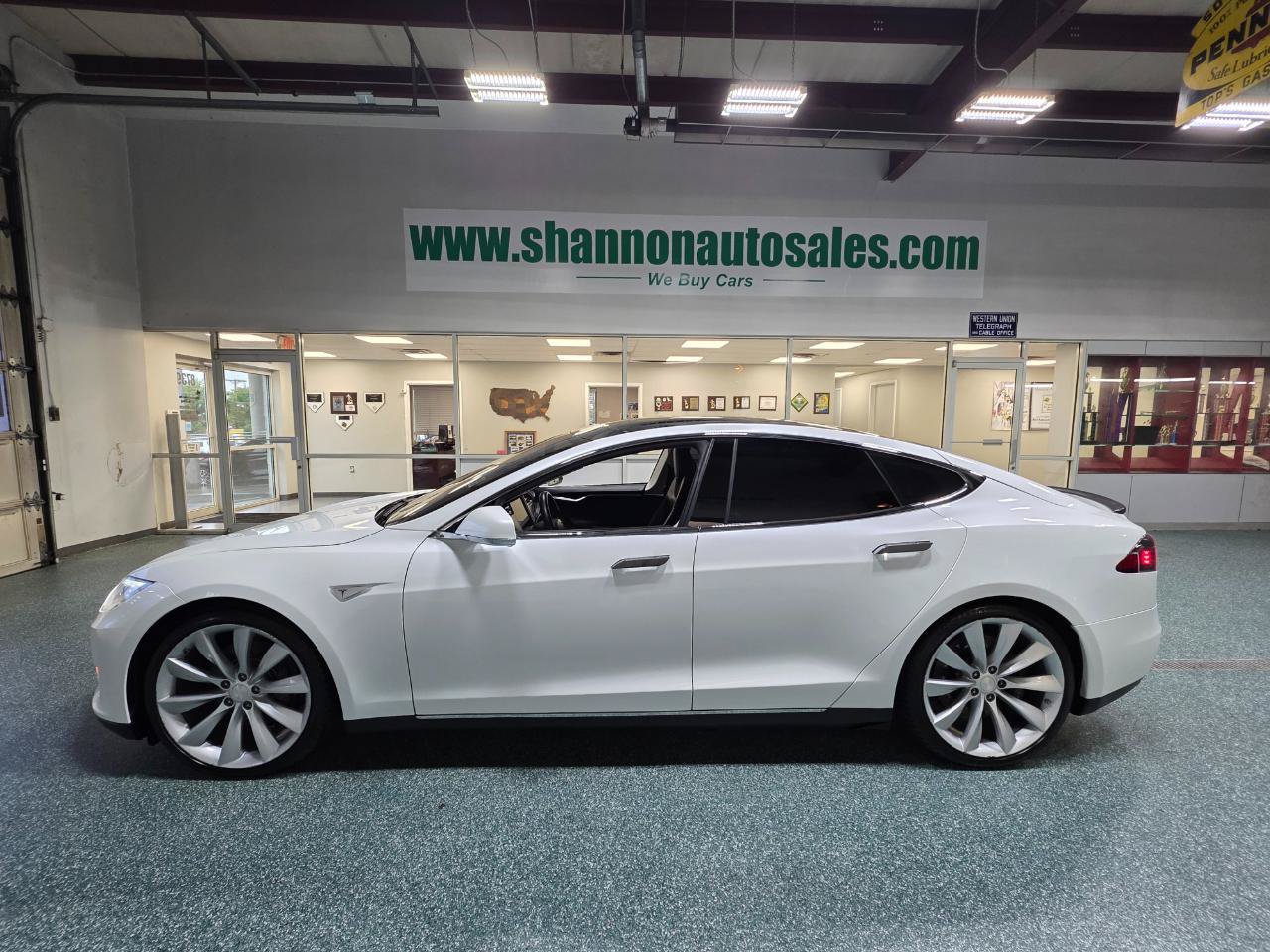 Used 2012 Tesla Model S Signature Performance RWD image 11