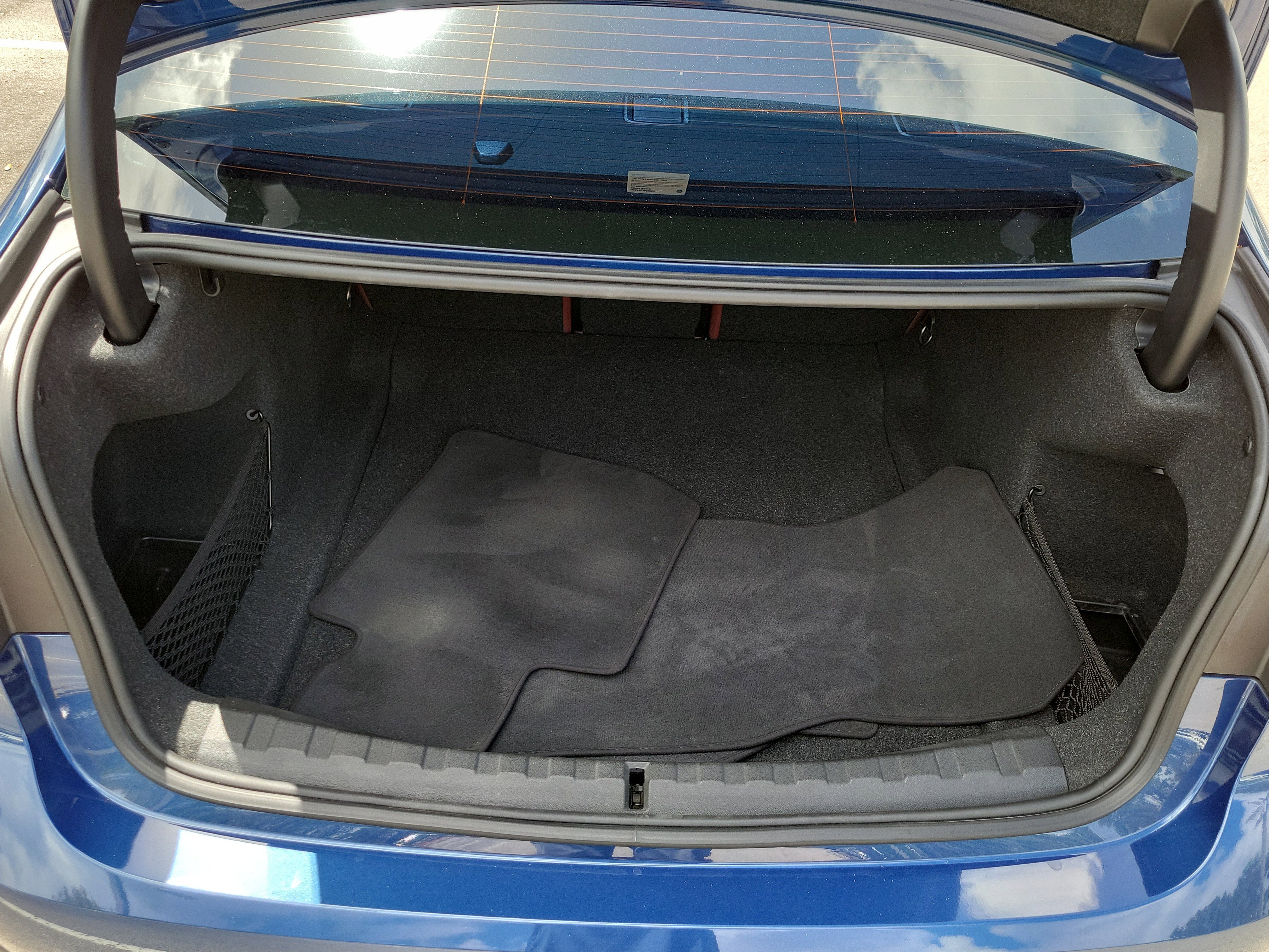 Used 2022 BMW 330i Sedan w/ Driving Assistance Package image 6