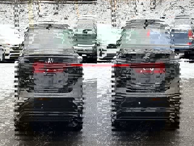 Used 2021 Kia Forte LXS image 4