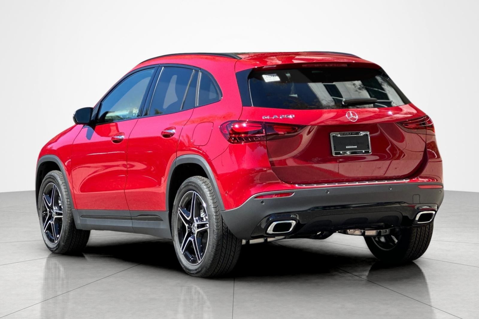 New 2026 Mercedes-Benz GLA 250 image 3