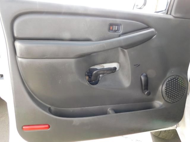 Used 2006 Chevrolet Silverado 2500 W/T w/ Skid Plate Package image 10