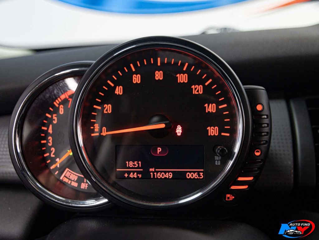 Used 2014 MINI Cooper 2-Door Hardtop image 10