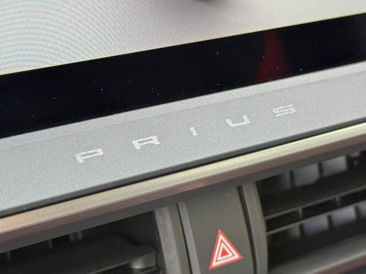 Used 2026 Toyota Prius Plug-In Hybrid FWD image 28