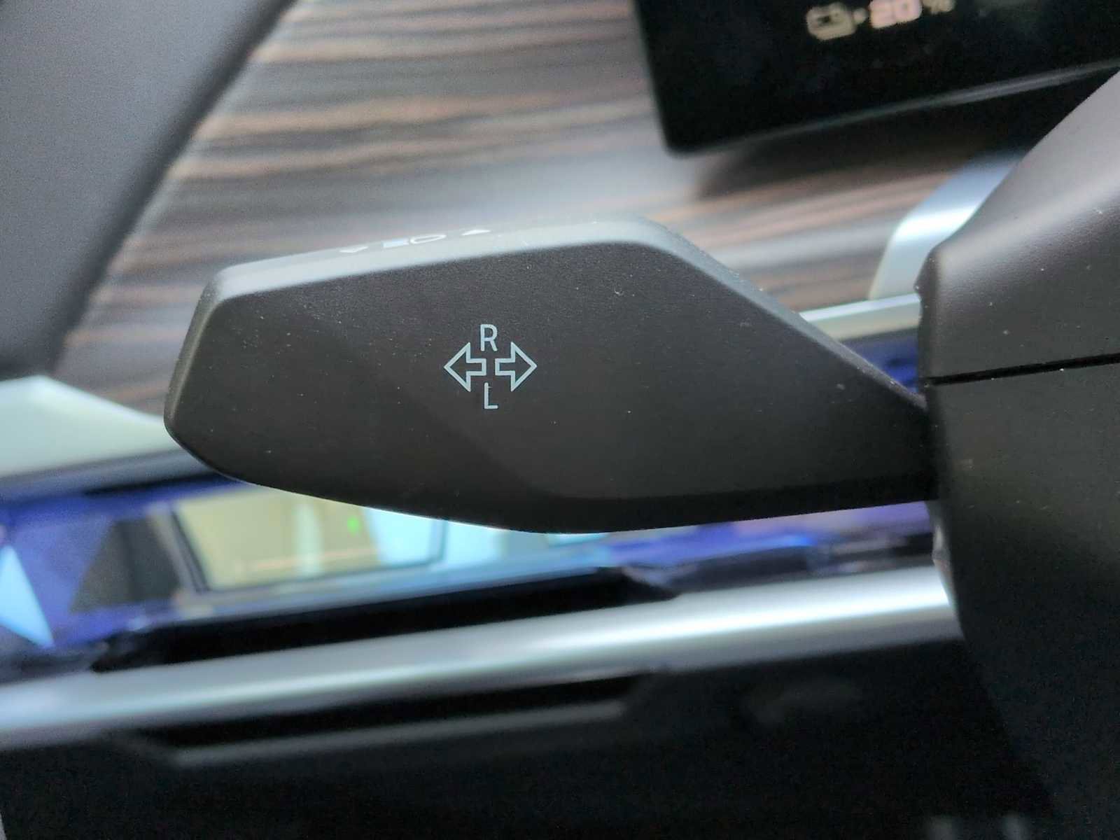 Certified 2024 BMW i7 M70 image 29