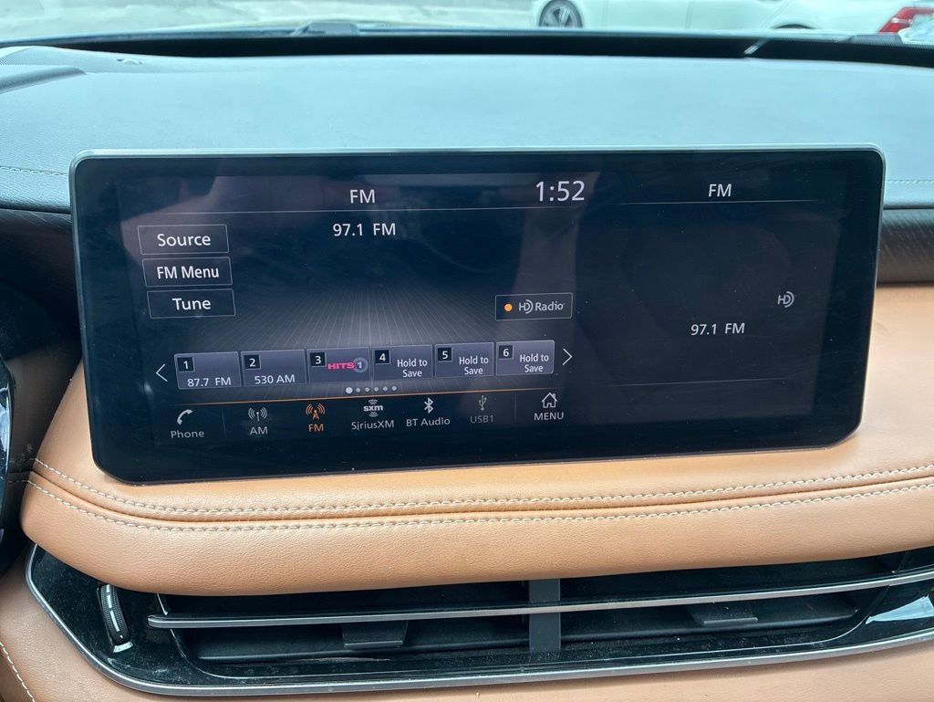 Used 2023 INFINITI QX60 Sensory w/ Vision Package AWD/4WD image 22