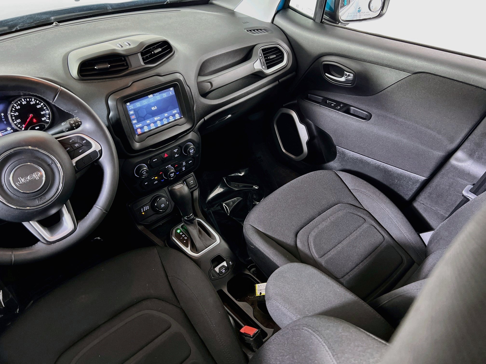 Used 2021 Jeep Renegade Latitude AWD/4WD image 21