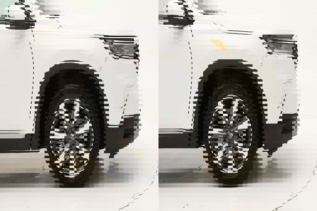 Used 2024 Honda Pilot Elite image 3