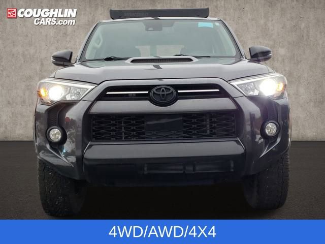 Used 2020 Toyota 4Runner Venture w/ Moonroof Package video 3