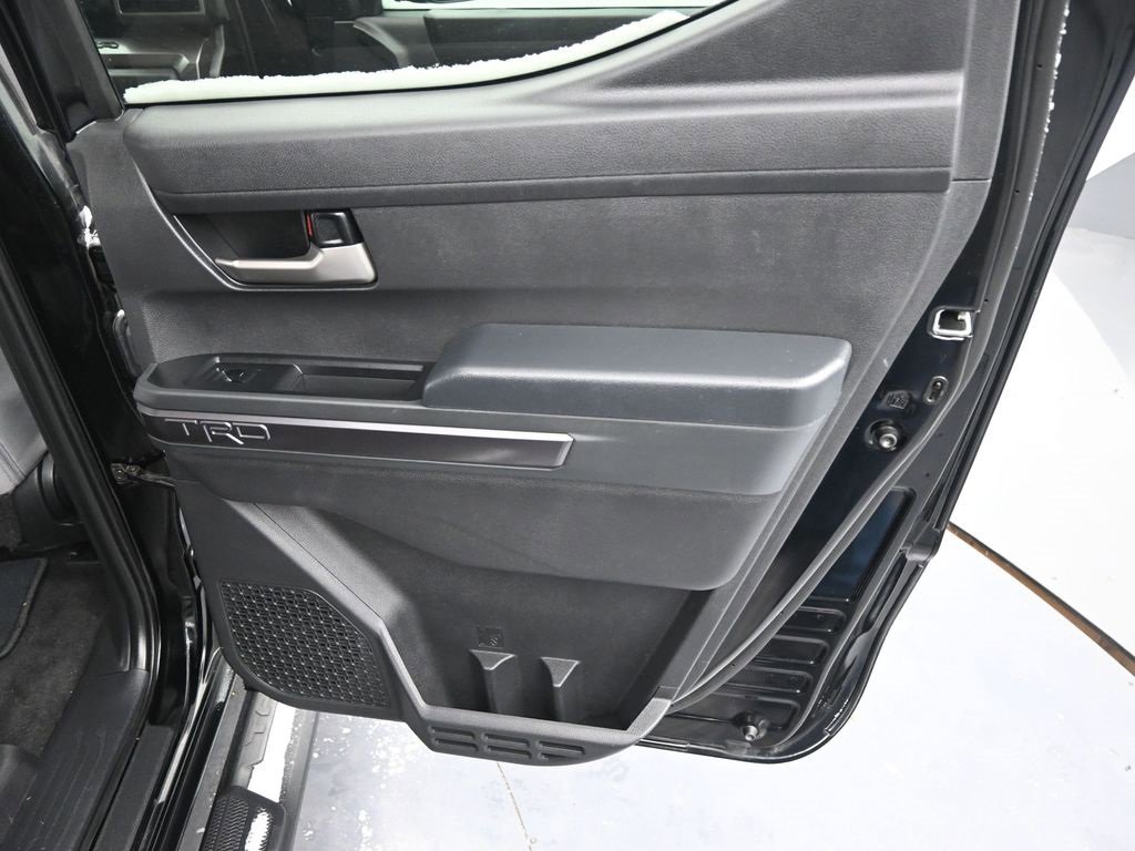Used 2024 Toyota Tacoma TRD Off-Road image 31