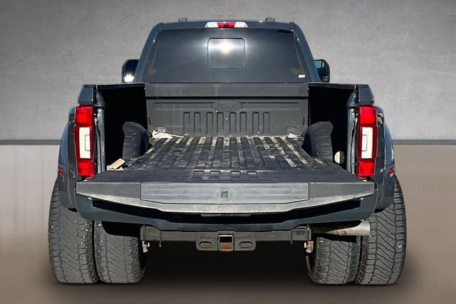 Used 2021 Ford F450 Platinum w/ FX4 Off-Road Package AWD/4WD image 27