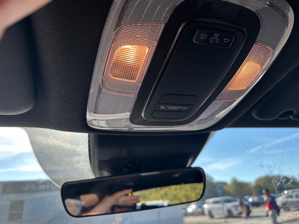 New 2025 Hyundai Elantra Sport image 30