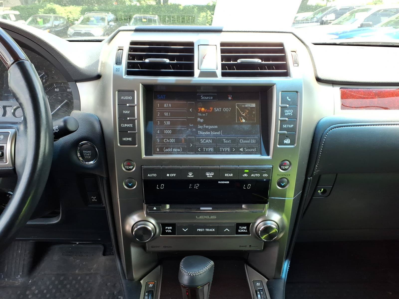 Used 2018 Lexus GX 460 Premium w/ Premium Package AWD/4WD image 10