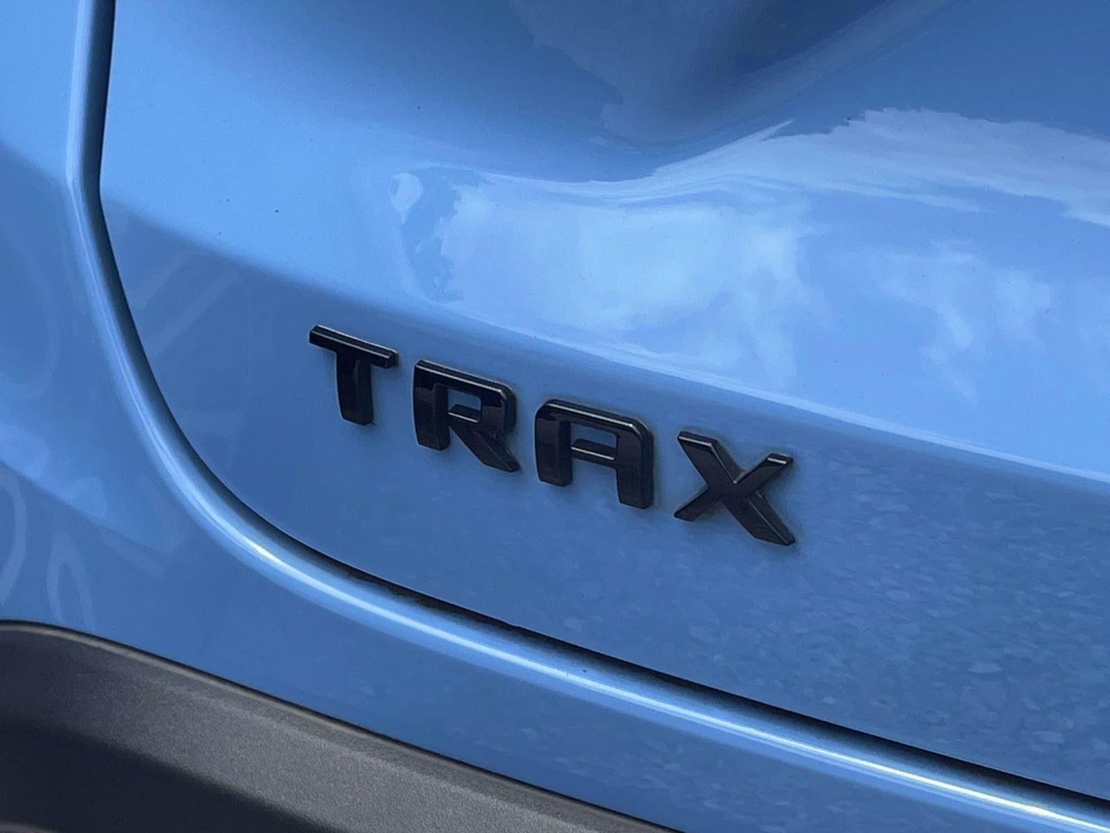 Used 2024 Chevrolet Trax RS w/ Driver Confidence Package FWD image 11
