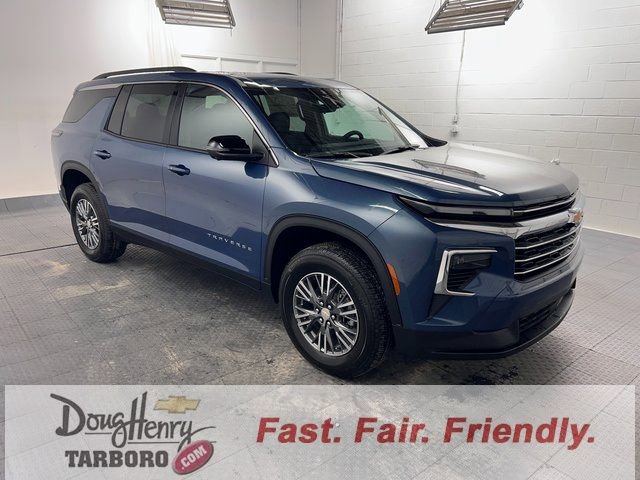 New 2026 Chevrolet Traverse LT w/ Driver Confidence Package image 3