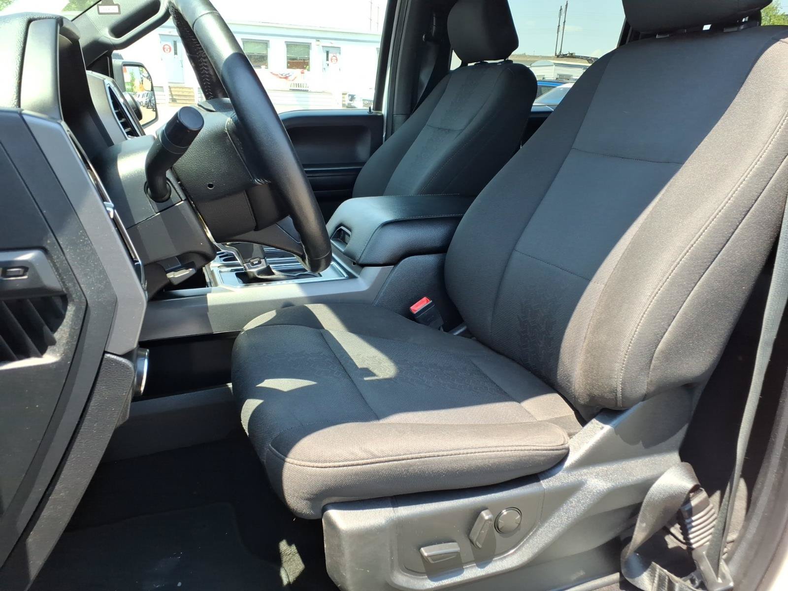 Used 2019 Ford F150 XLT w/ Equipment Group 302A Luxury AWD/4WD image 13