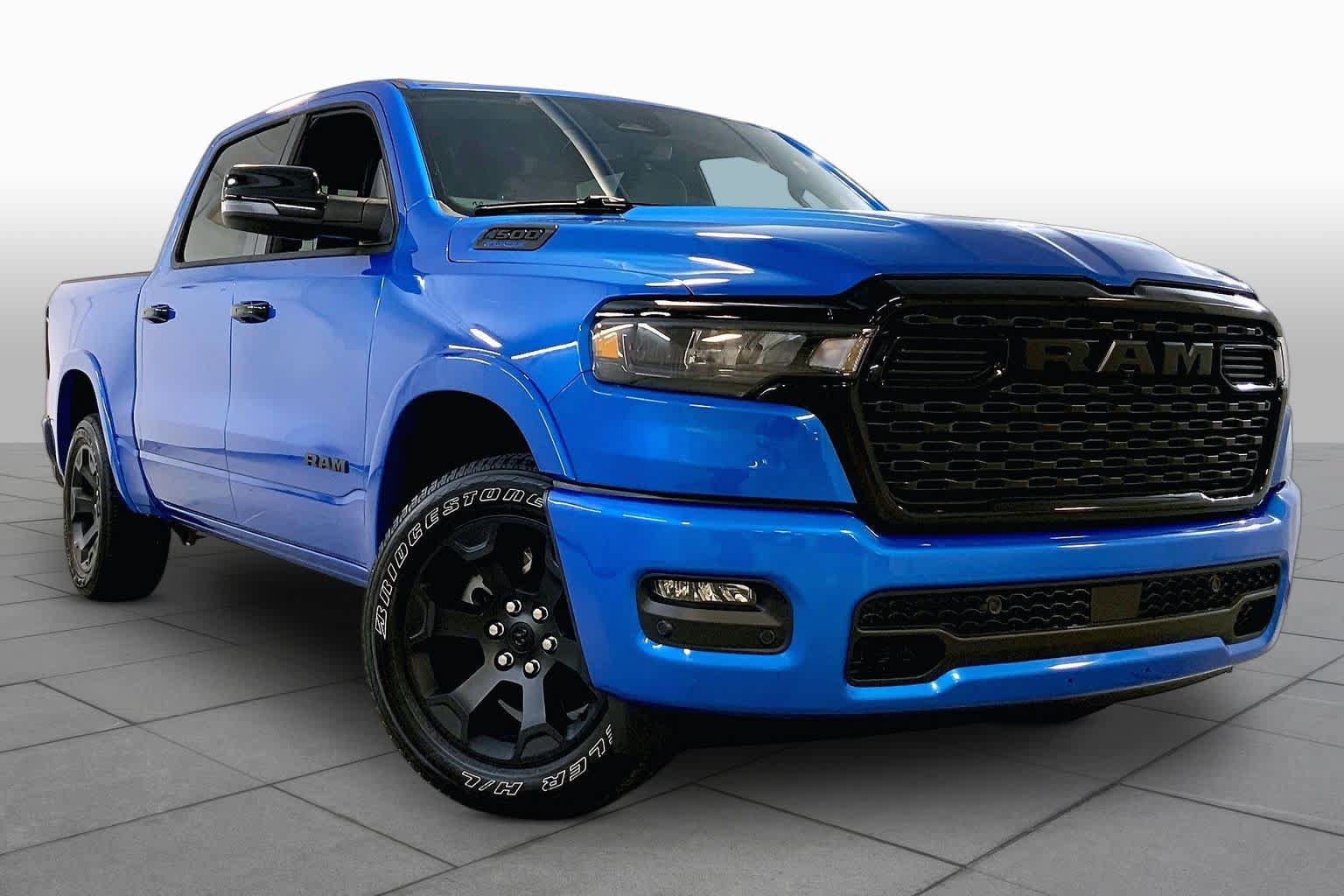 Used 2025 RAM 1500 Big Horn AWD/4WD image 2