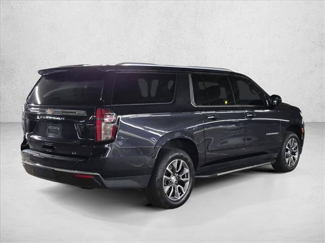 Used 2023 Chevrolet Suburban LT RWD image 5