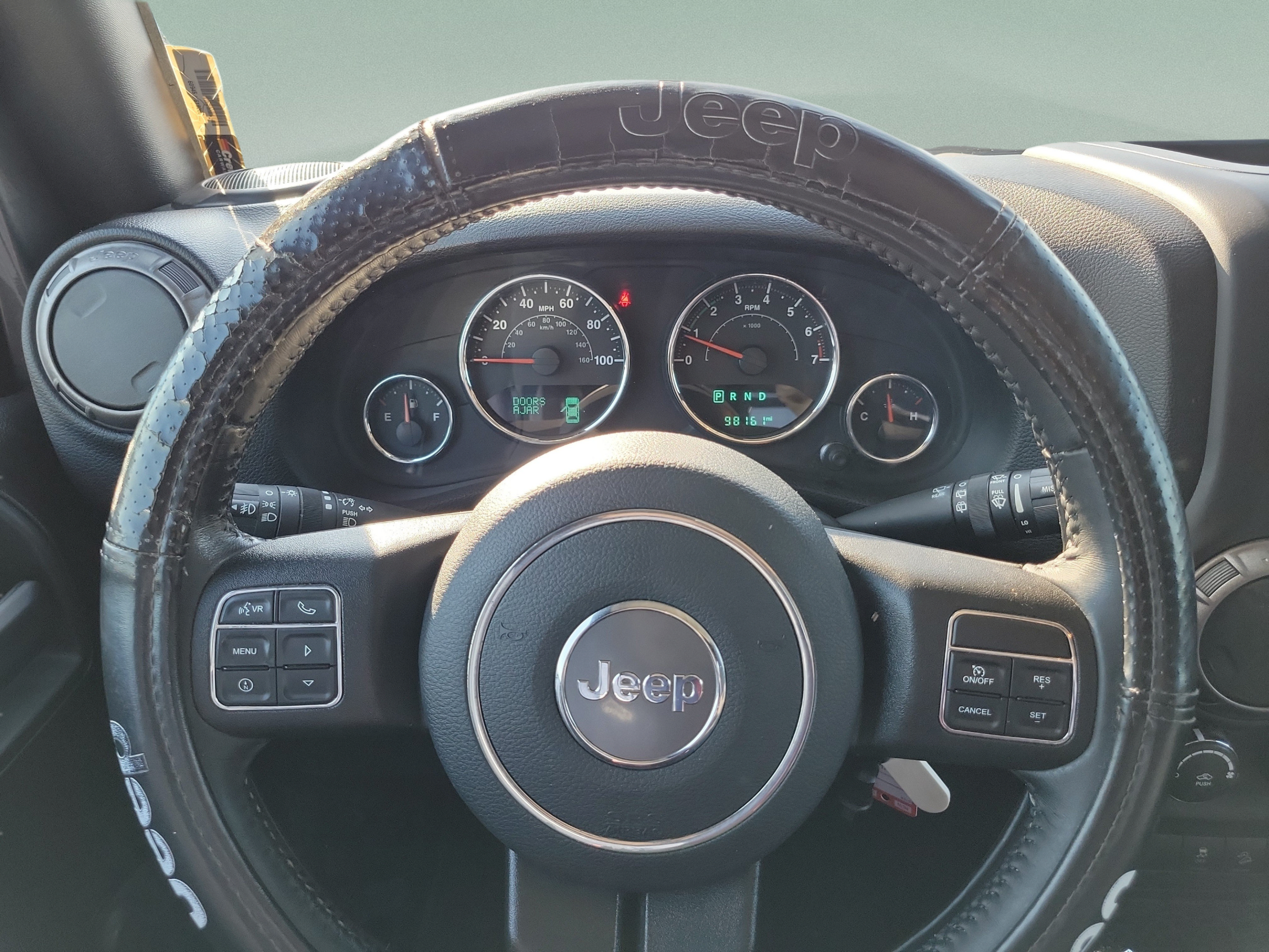 Used 2018 Jeep Wrangler Sport AWD/4WD image 16