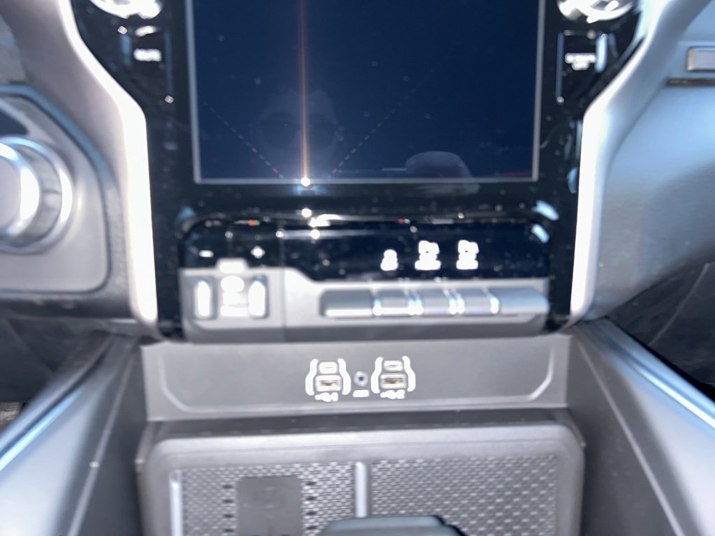 New 2026 RAM 1500 4x4 Crew Cab image 12