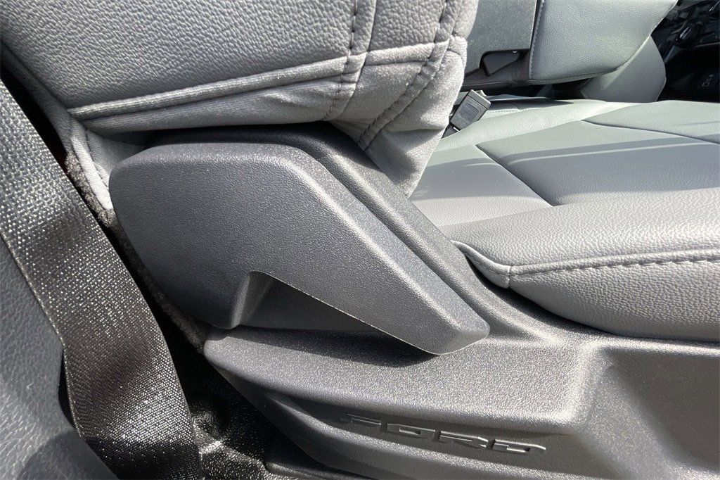 New 2024 Ford F550 4x4 Regular Cab Super Duty image 35