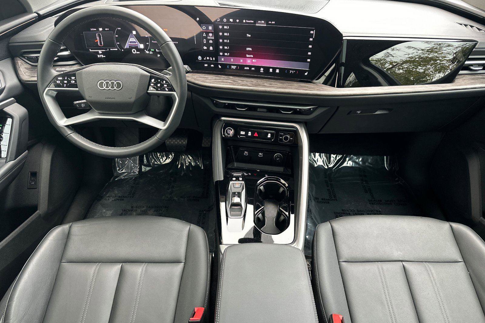 Certified 2025 Audi Q5 Premium Plus w/ Premium Plus image 13