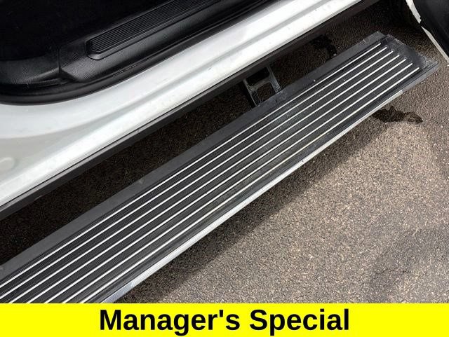 Used 2022 Jeep Wagoneer Series III w/ Premium Group I AWD/4WD image 44