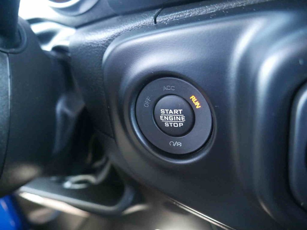 Used 2022 Jeep Wrangler Unlimited Sahara image 41