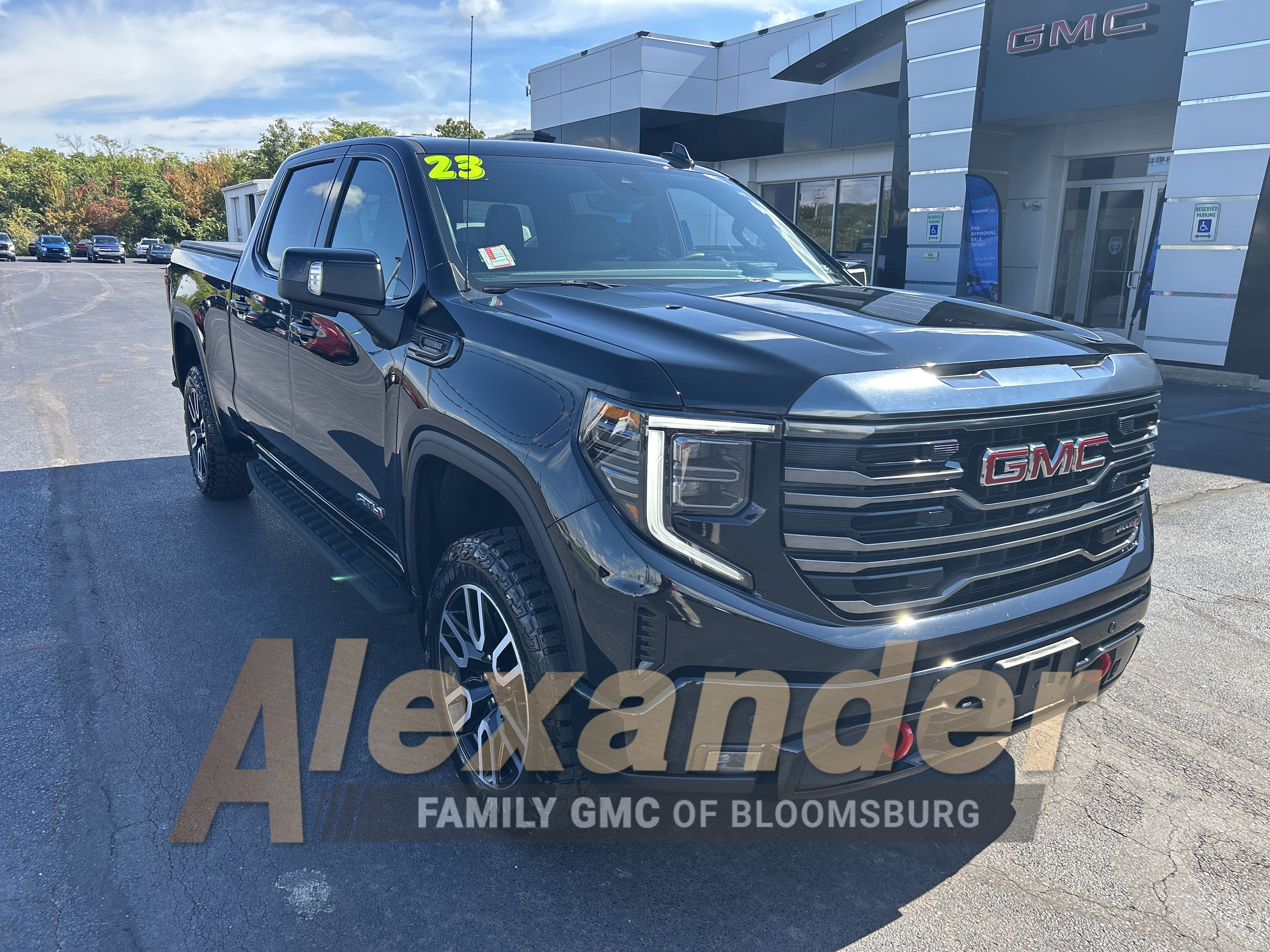 Used 2023 GMC Sierra 1500 AT4 w/ AT4 Premium Package