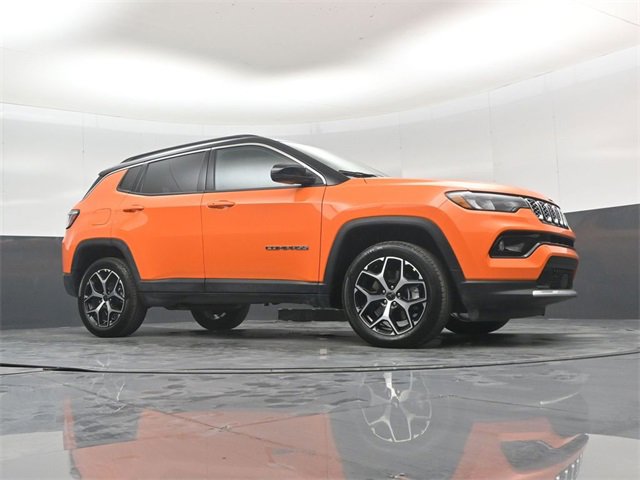 New 2026 Jeep Compass Limited image 38