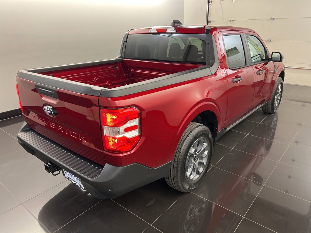 New 2025 Ford Maverick XLT w/ XLT Luxury Package image 6