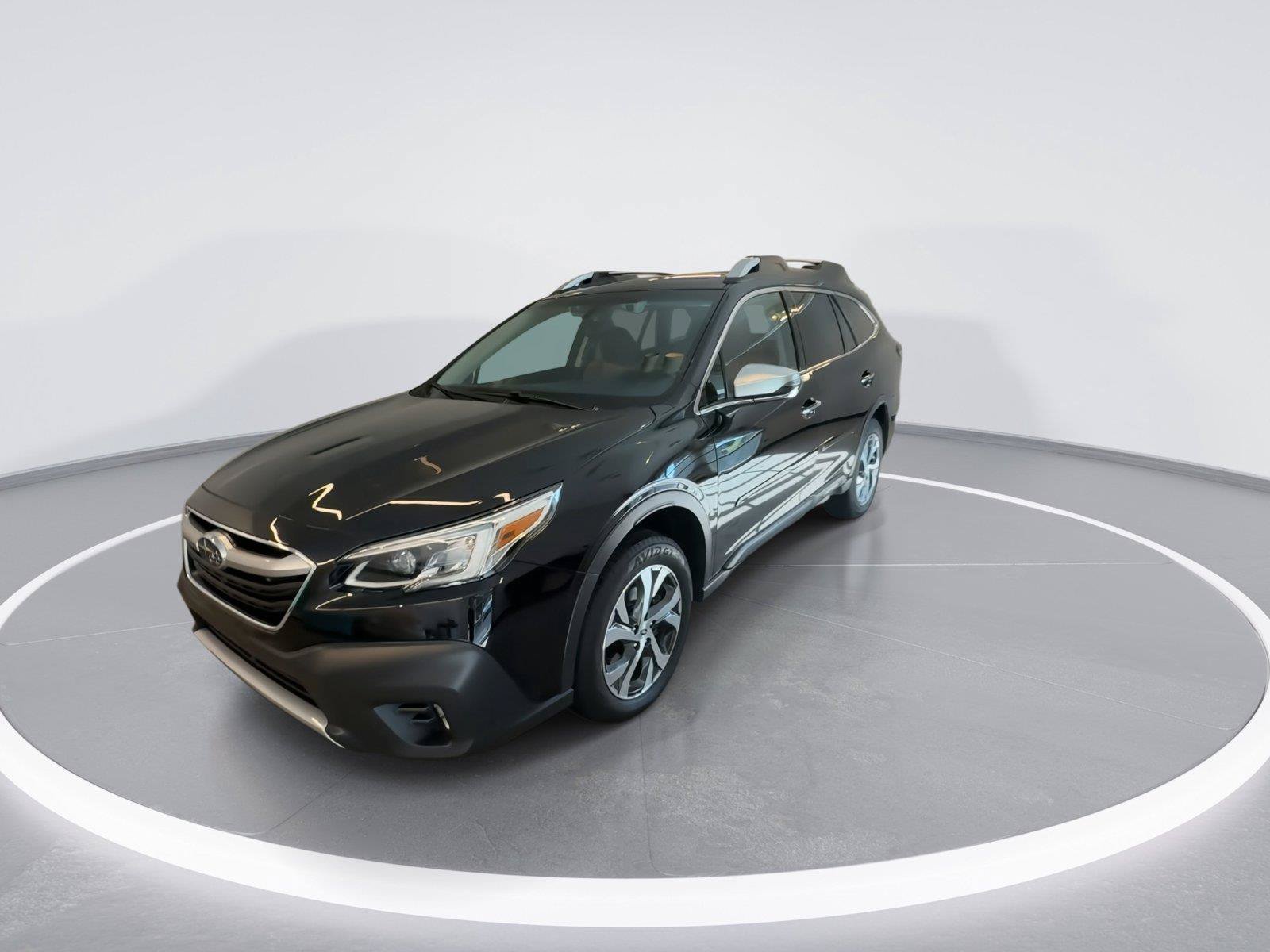 Used 2022 Subaru Outback Touring XT AWD/4WD image 3