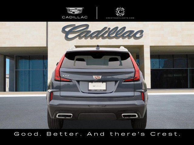 Used 2024 Cadillac XT4 Premium Luxury w/ Cold Weather Package FWD image 6