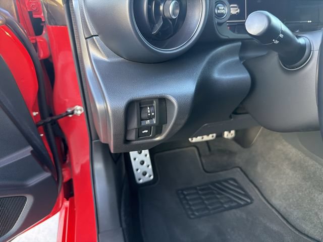 Used 2022 Toyota GR86 Premium RWD image 11