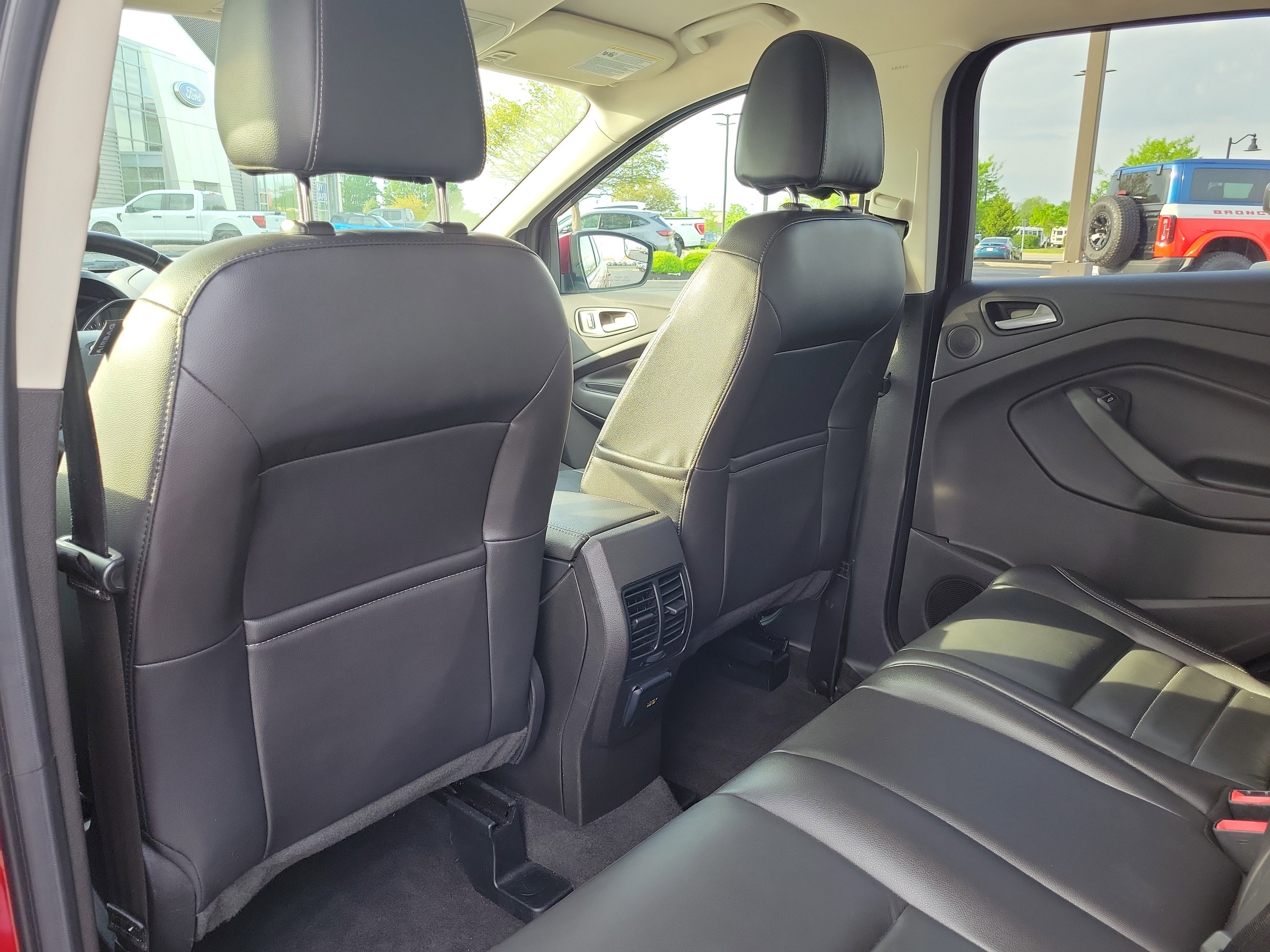 Used 2016 Ford Escape Titanium AWD/4WD image 16