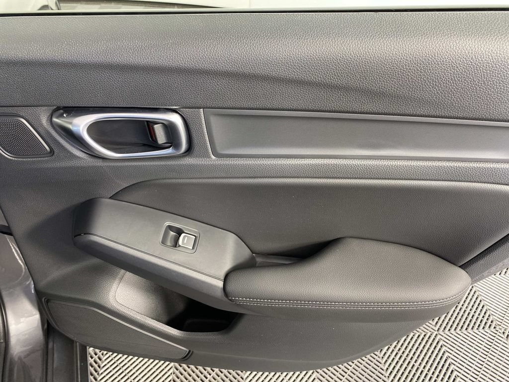 Used 2025 Acura Integra FWD image 25