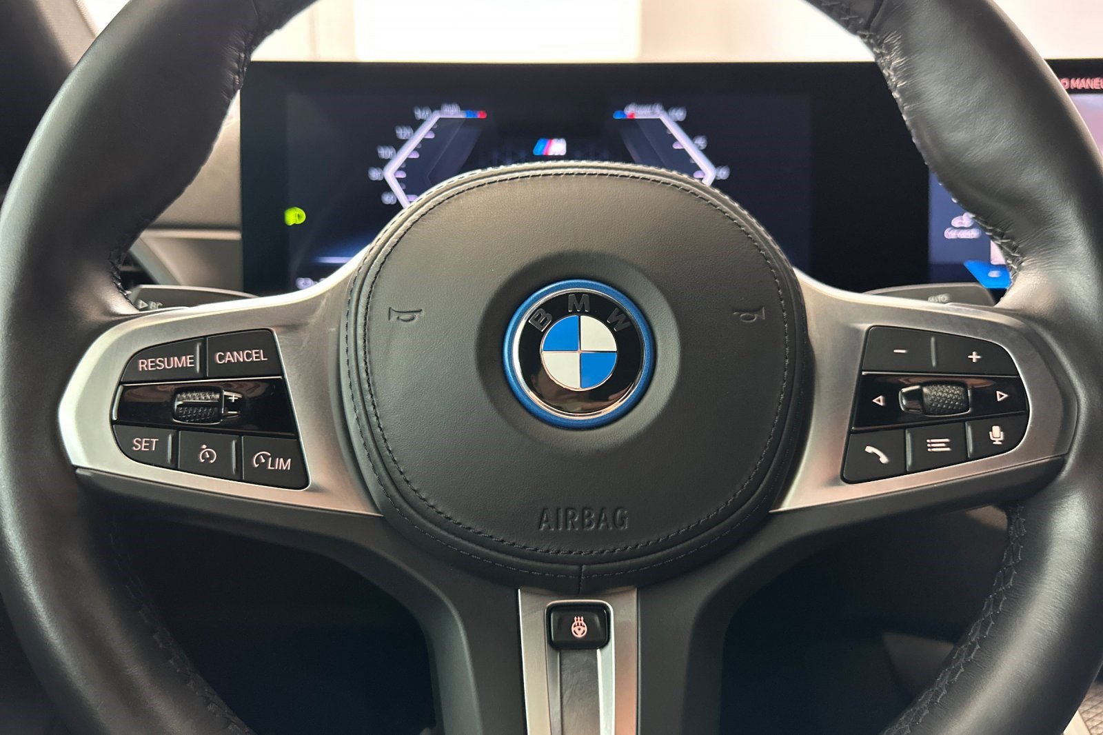 Certified 2024 BMW i4 eDrive40 w/ M Sport Package image 16